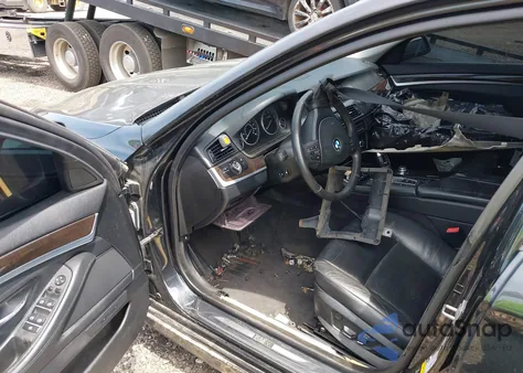 2013 BMW 528I xDrive из США, поврежденный, VIN WBAXH5C55DDW15974